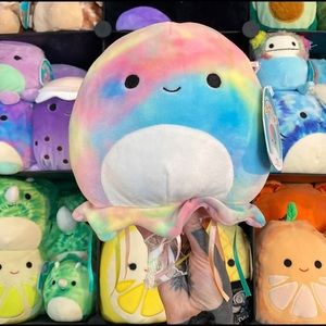 Janet Jellyfish 7.5in Squishmallow
